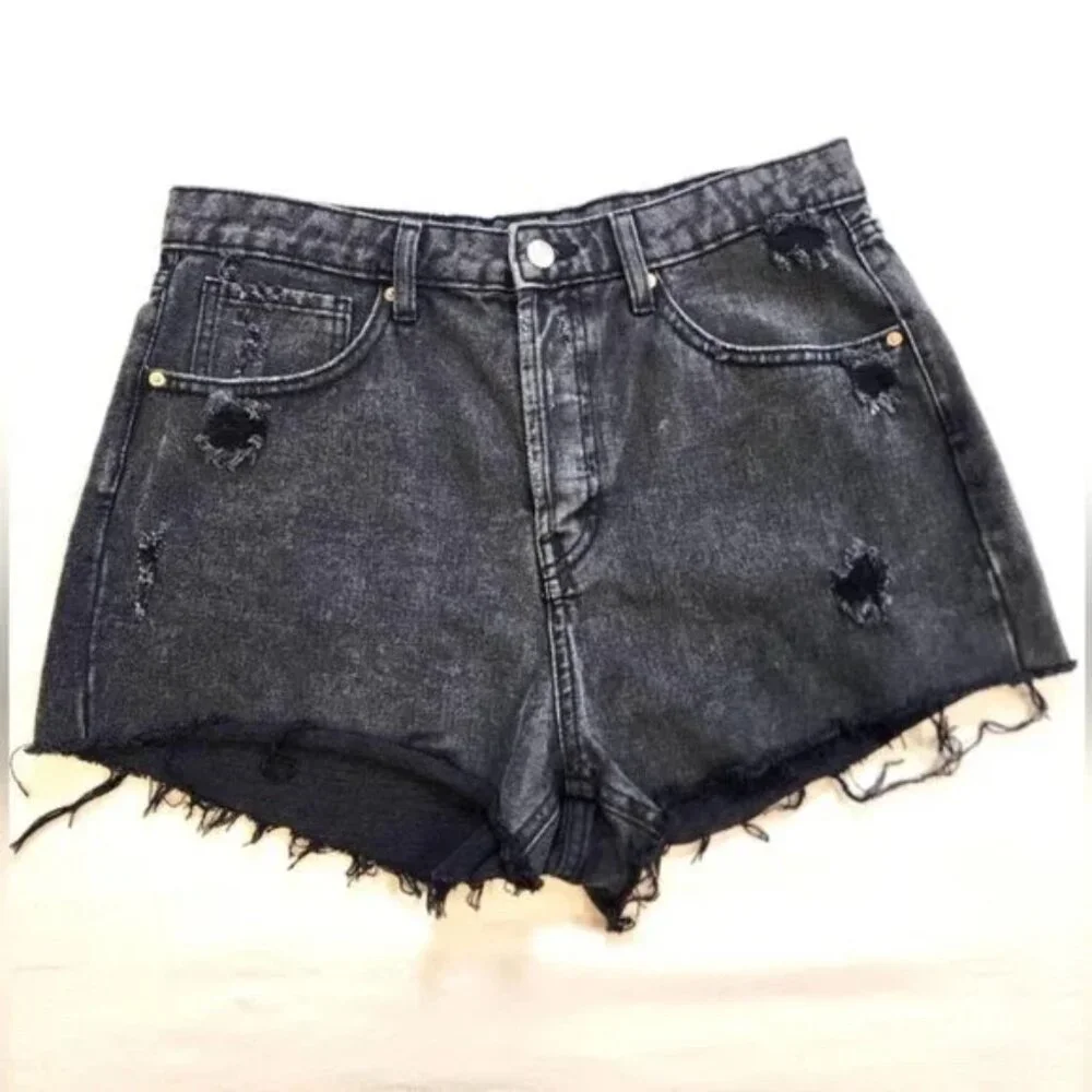 WILD FABLE Super High-Rise Distressed Denim Cutoff Jeans Shorts - Picture 4 of 11